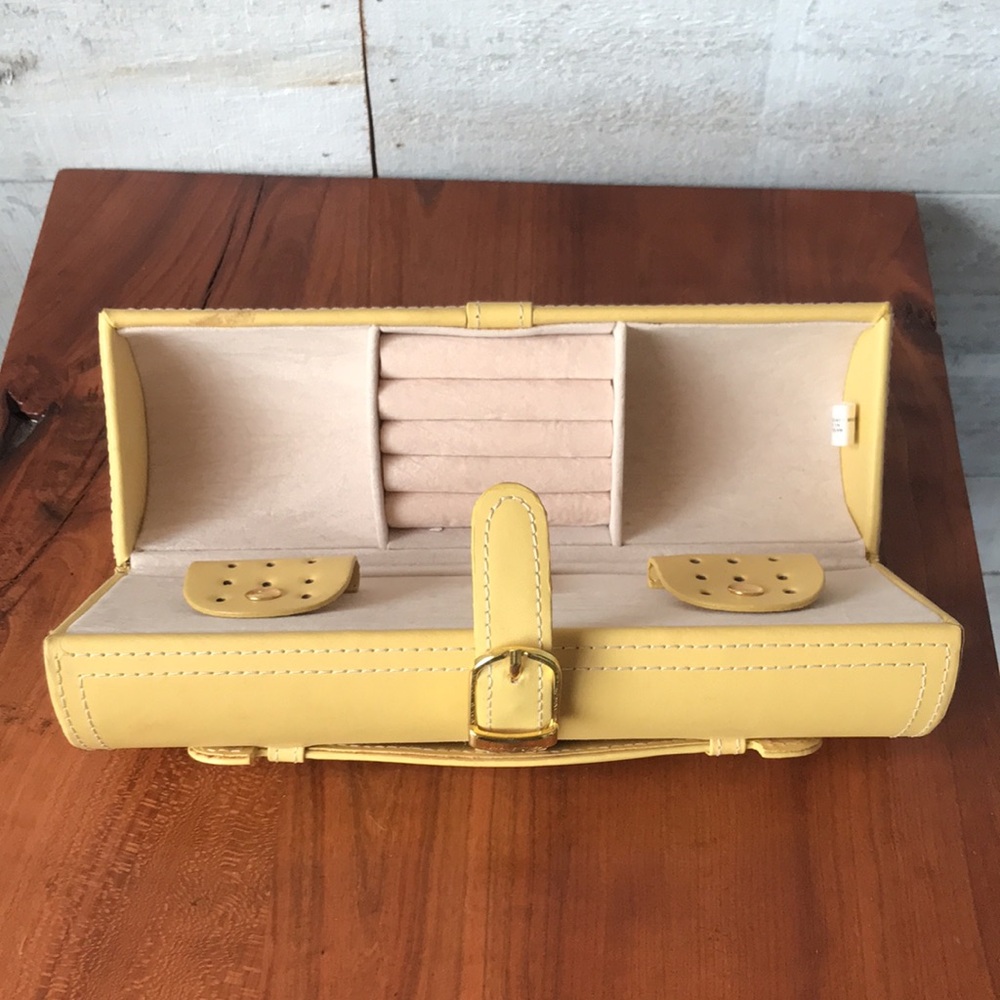 Hard shell pastel  Yellow Jewelry travel case - Picture 3 of 7